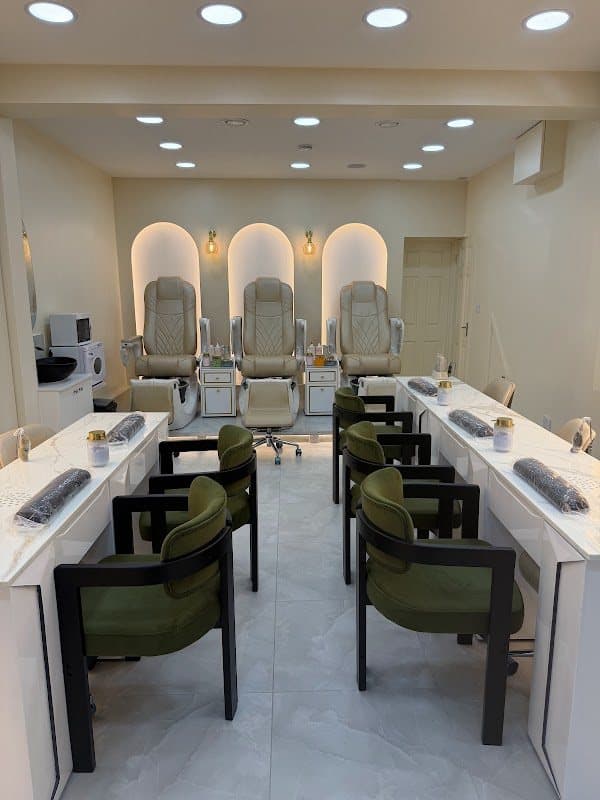 Hither Green Nail Studio — photo from its Google Maps listing