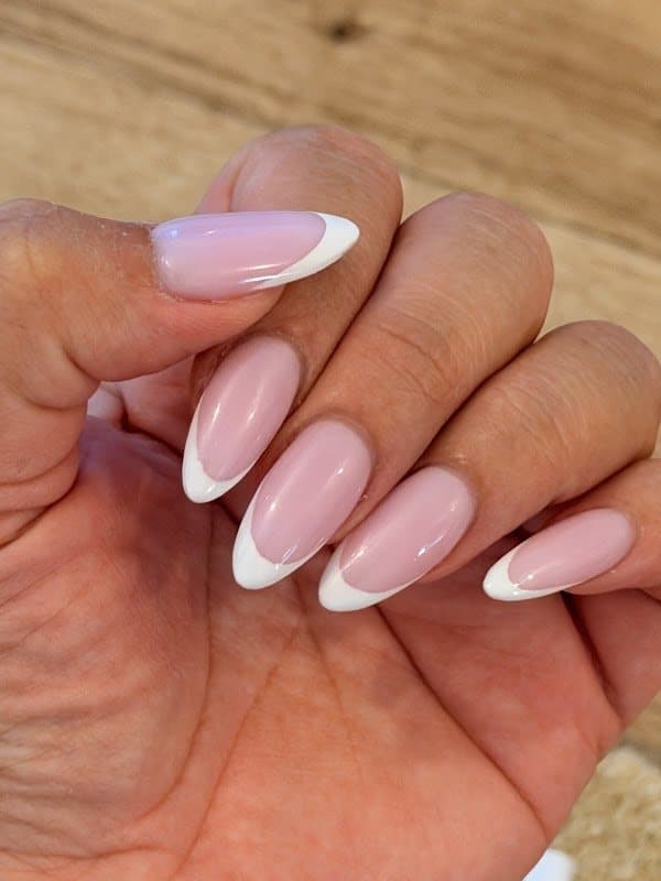 Nuu William Nails — photo from its Google Maps listing