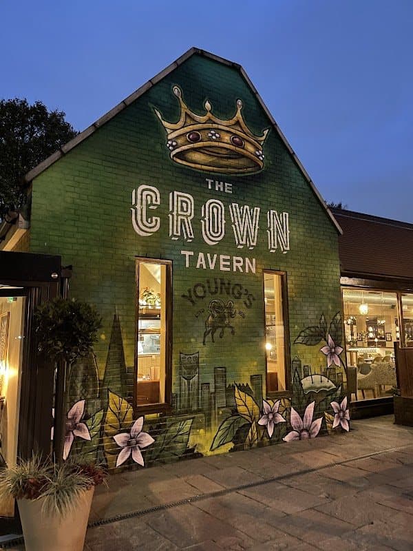 Crown Tavern — photo from its Google Maps listing